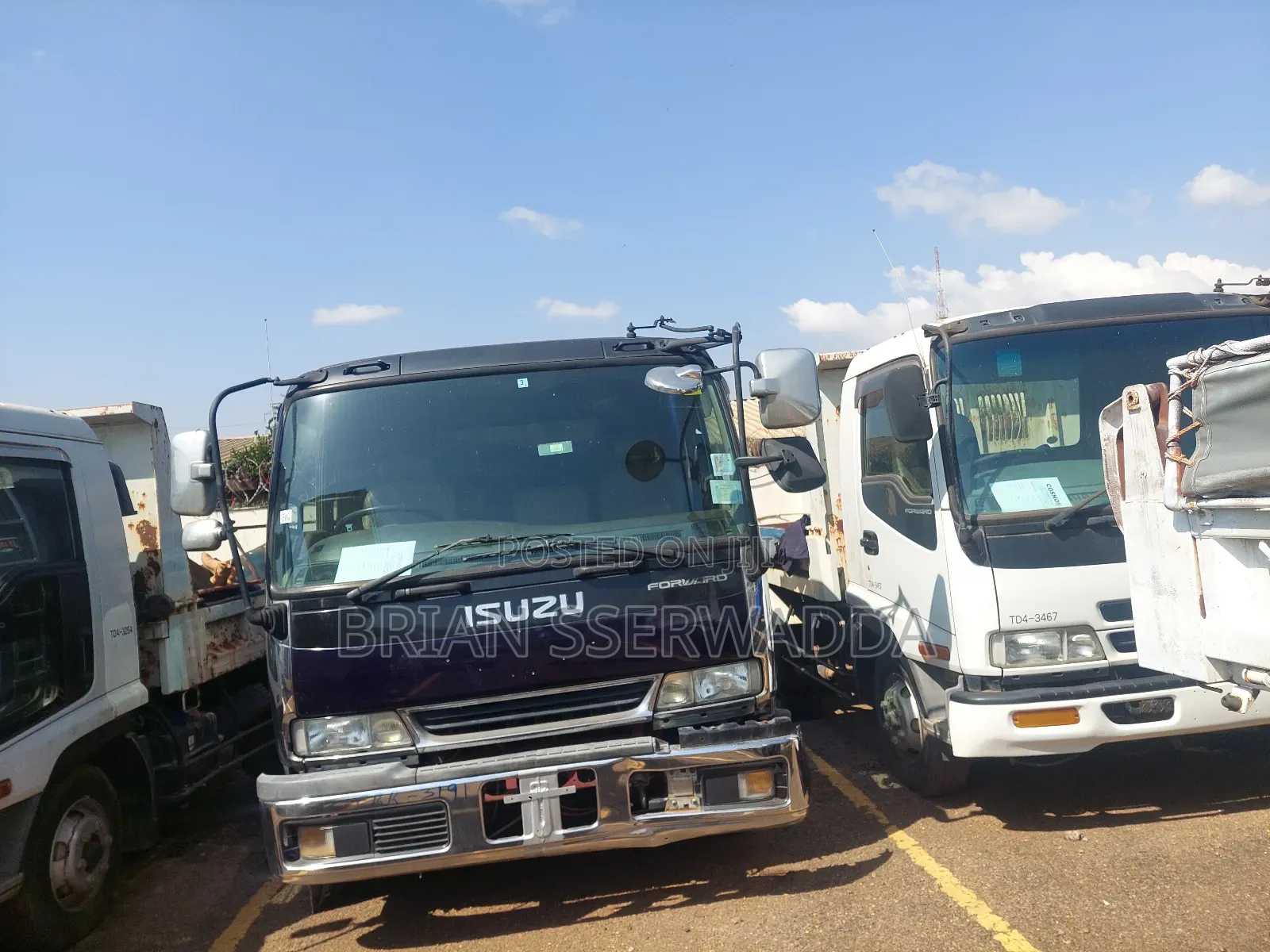 Isuzu Dump Truck