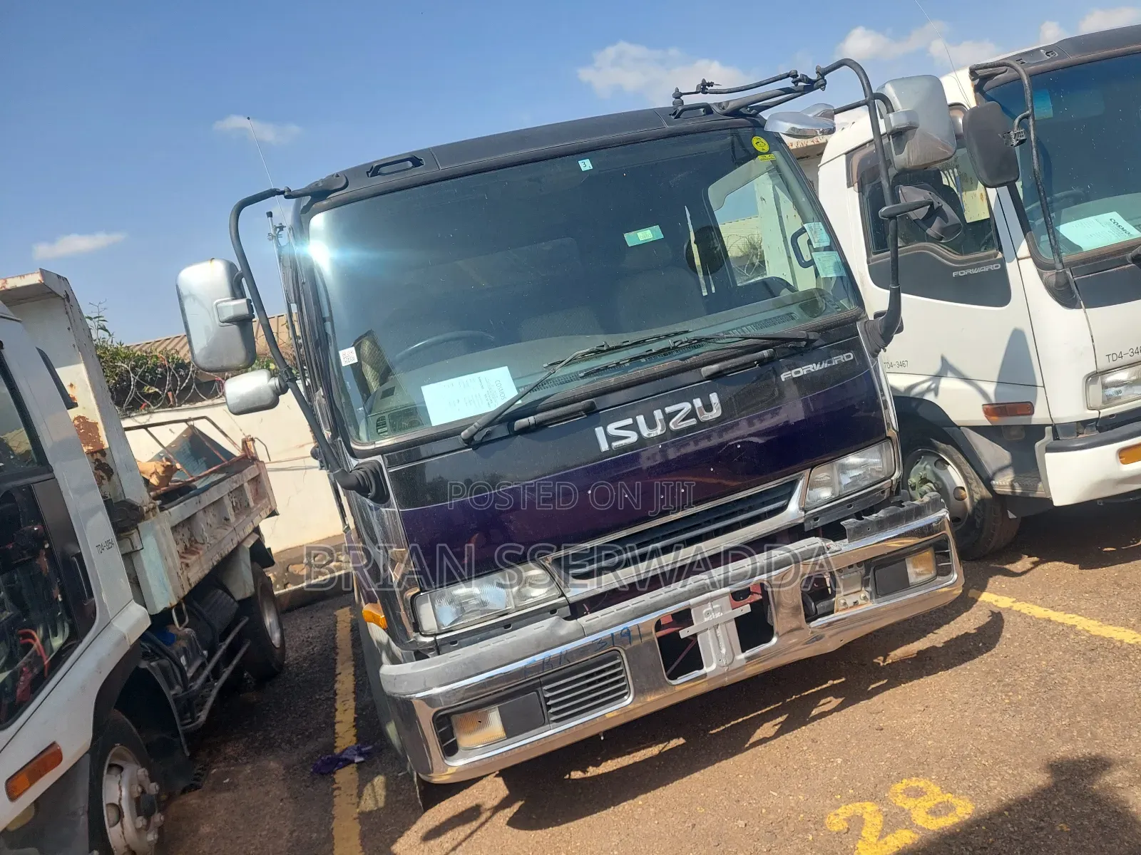 Isuzu Dump Truck