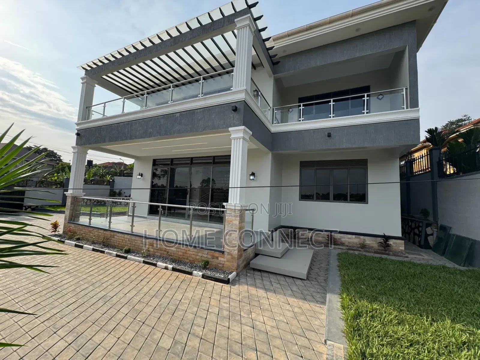 5bdrm Duplex in Kira, Central Division for sale