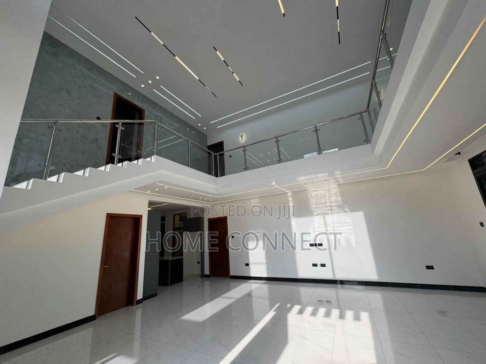 5bdrm Duplex in Kira, Central Division for sale