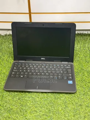 Laptop Dell Latitude 3310 4GB Intel Core i5 SSD 128GB