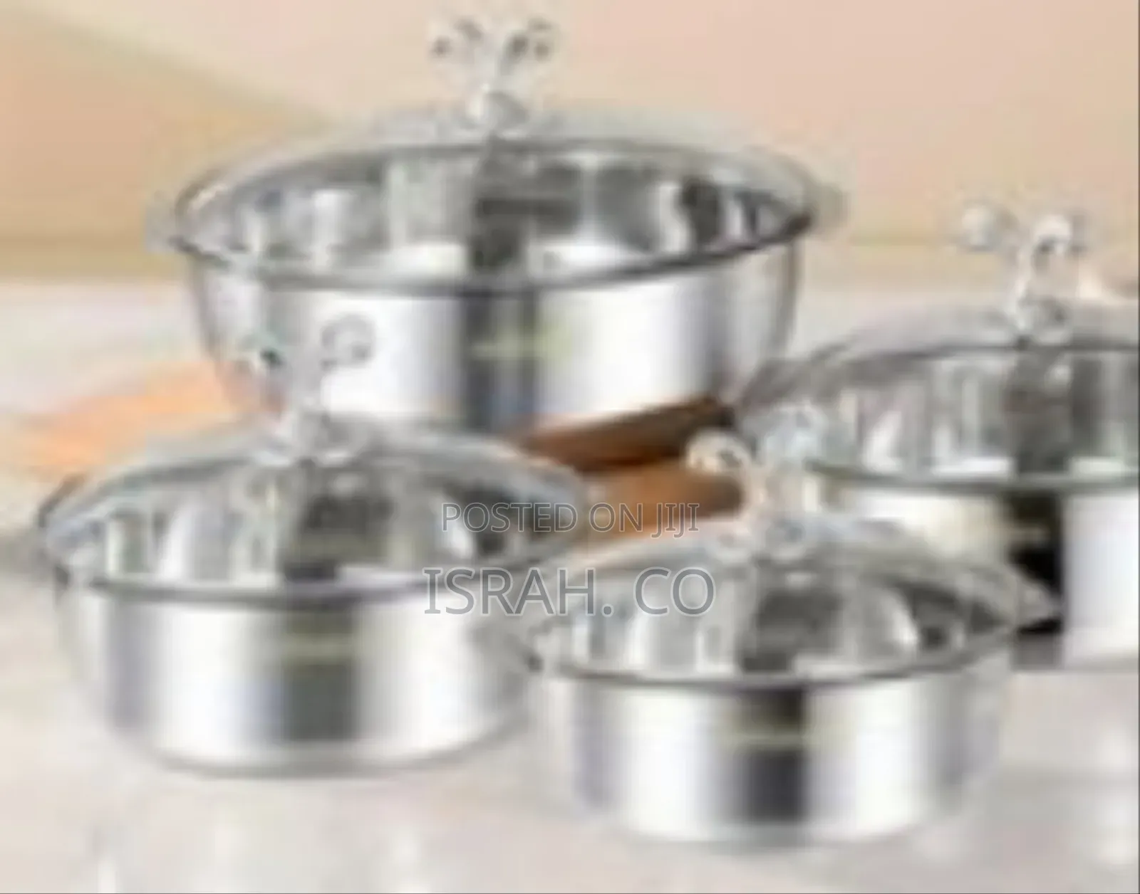8-Piece Set of Stainless Steel Pots With Glass Lids