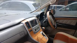 Toyota Alphard 2005 White