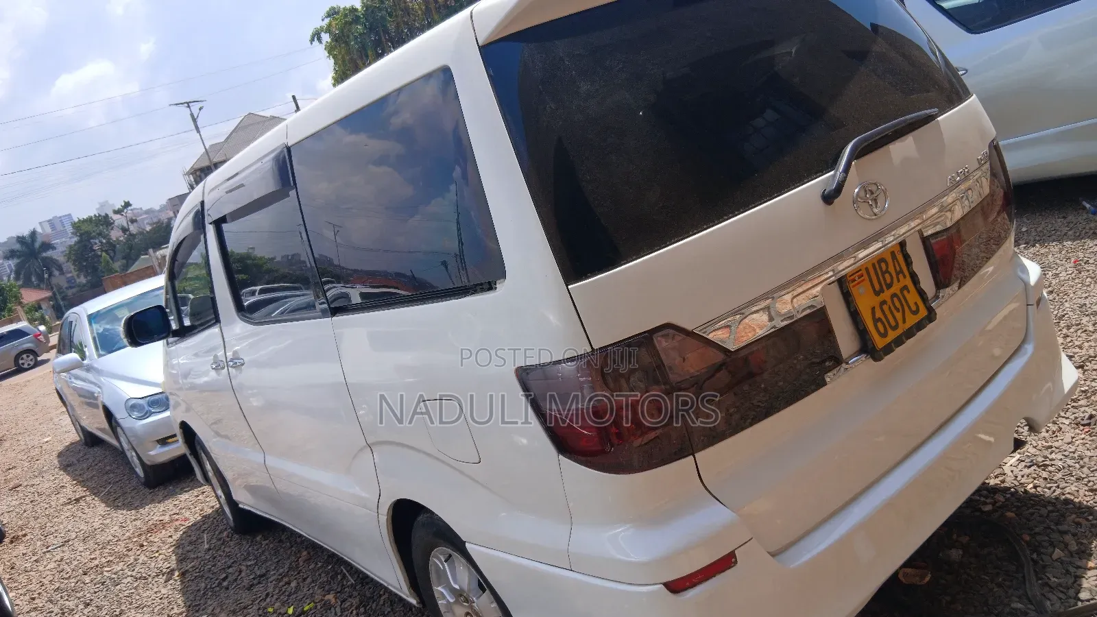 Toyota Alphard 2005 White