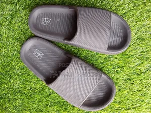 Men's Black Sildes