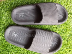 Men's Black Sildes