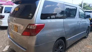 Toyota Alphard 2.4 Petrol FWD 2014 Silver
