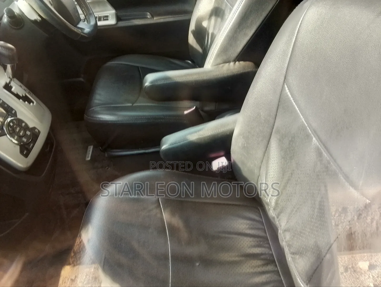 Toyota Noah 2010 Black