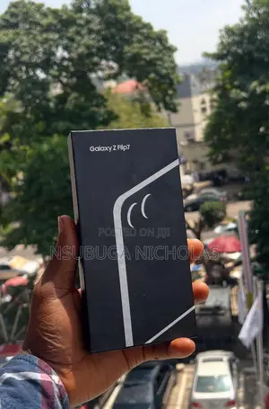 New Samsung Galaxy Z Flip7 256 GB Black