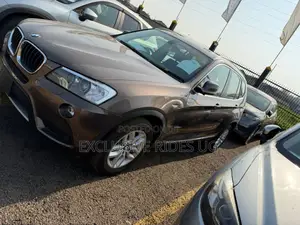 BMW X3 xDrive28i 4dr SUV AWD (2.0L 4cyl Turbo 8A) 2014 Gray