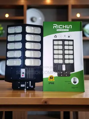 Boxed Richur 1500w Automatic Solar Street Light