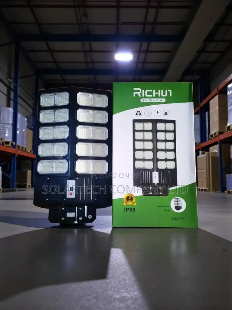 Richur Smart Lighting 1500w Solar Street Light