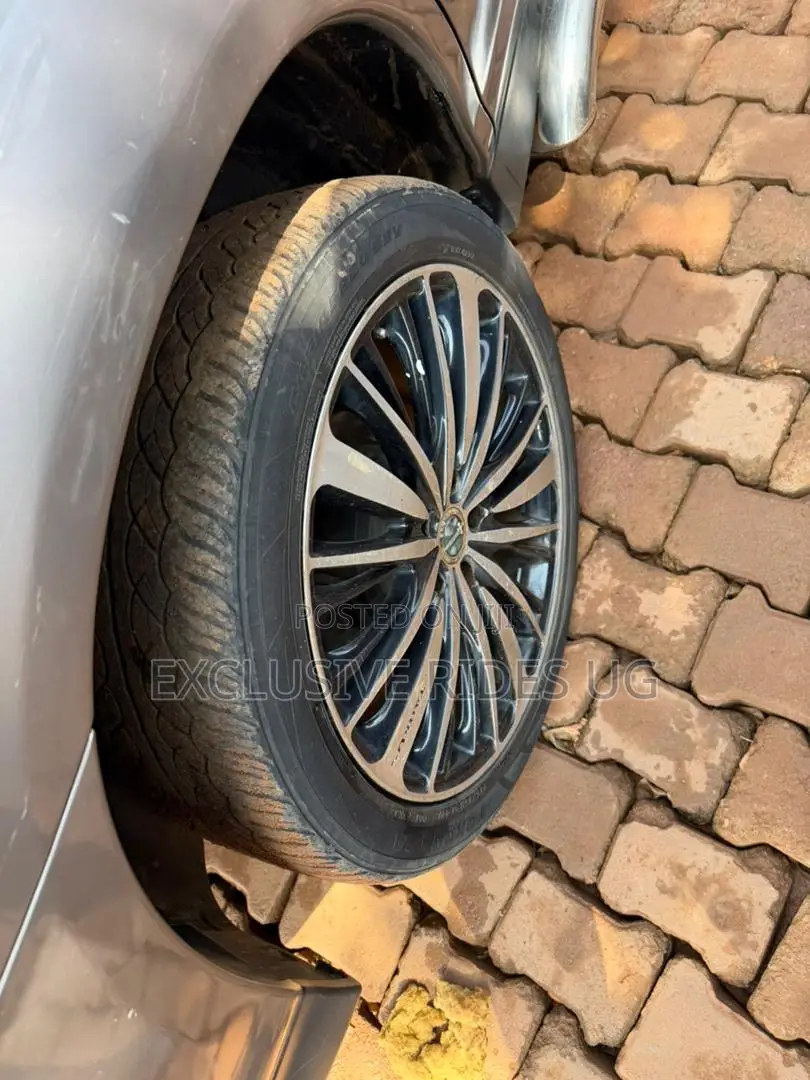 Toyota Harrier 2010 Gray