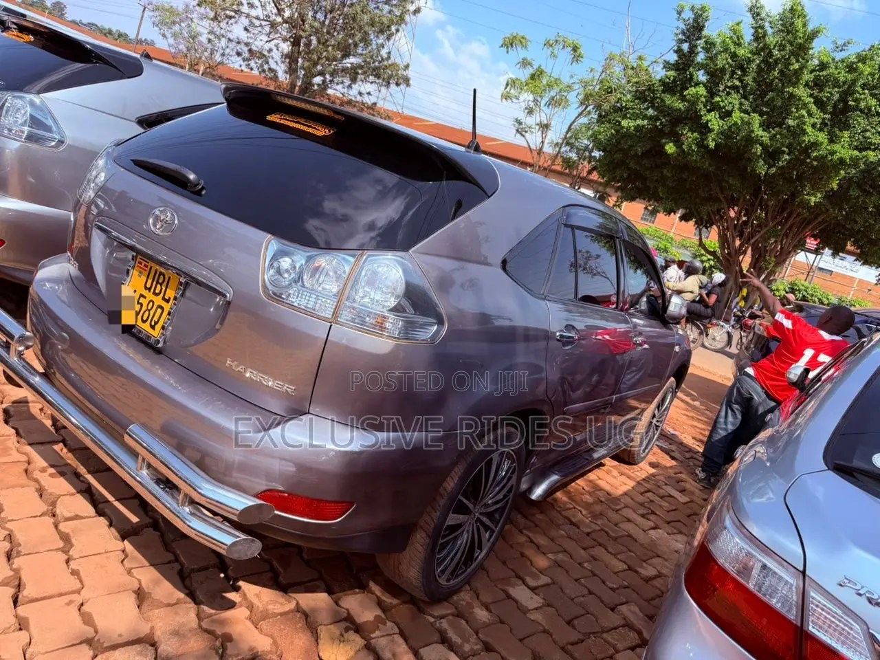 Toyota Harrier 2010 Gray
