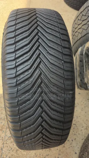 225/65r17 Michelin Cross Climate Foreign Used