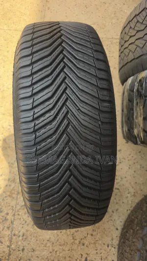 225/65r17 Michelin Cross Climate Foreign Used