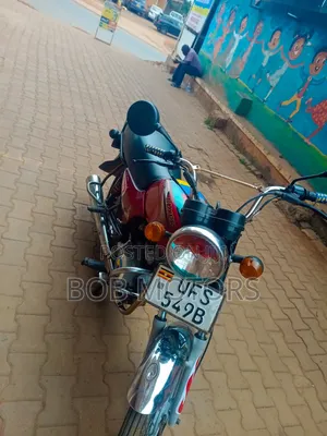 Bajaj Boxer 100 2023 Red