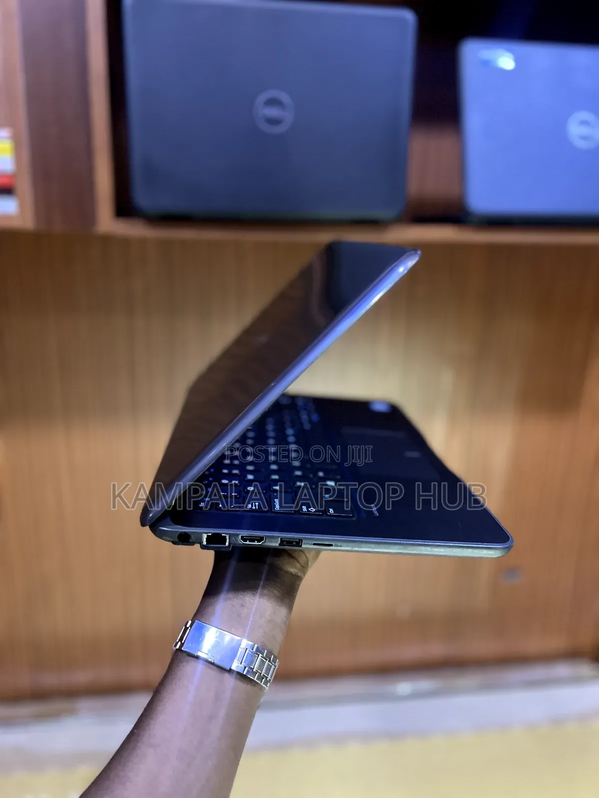 Laptop Dell Latitude 3380 4GB Intel Core I5 HDD+SSD 500GB