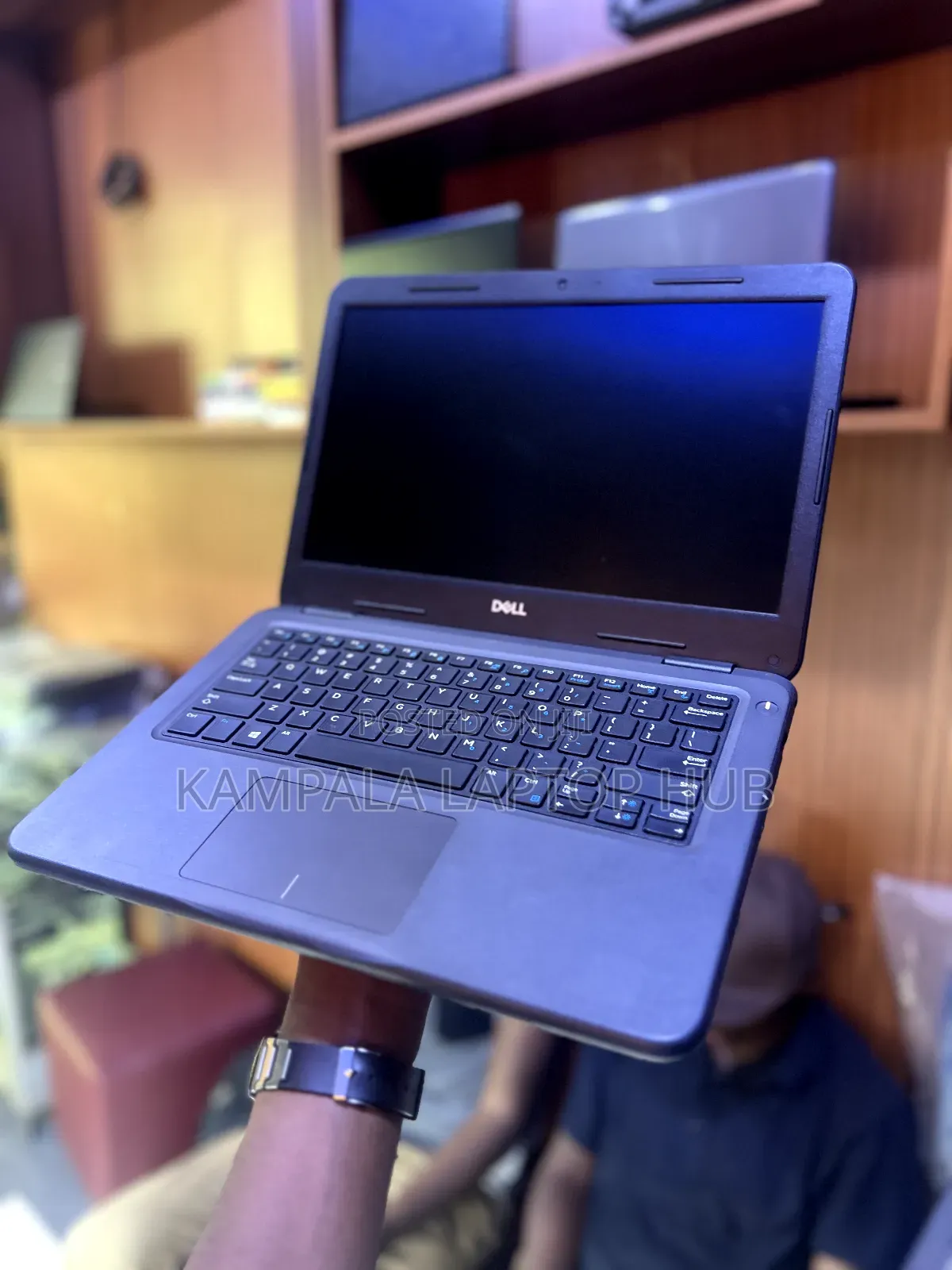 Laptop Dell Latitude 3310 4GB Intel Core I5 SSD 256GB