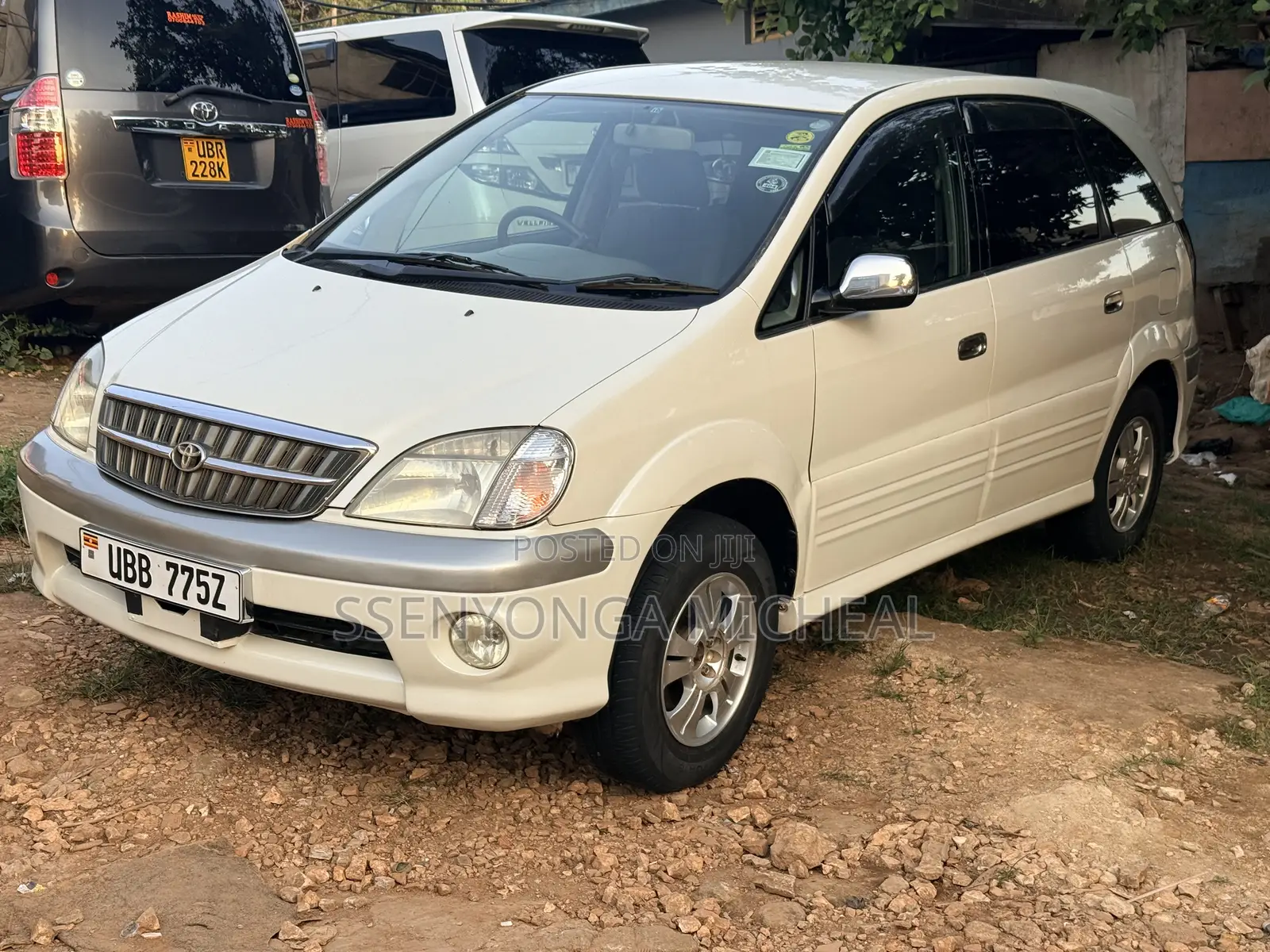 Toyota Nadia 2000 White