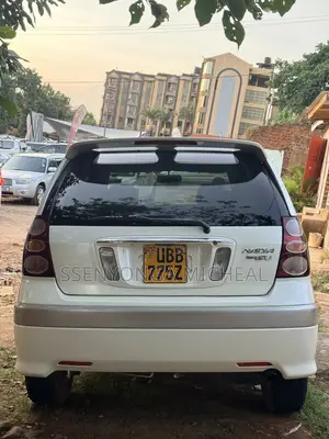 Toyota Nadia 2000 White