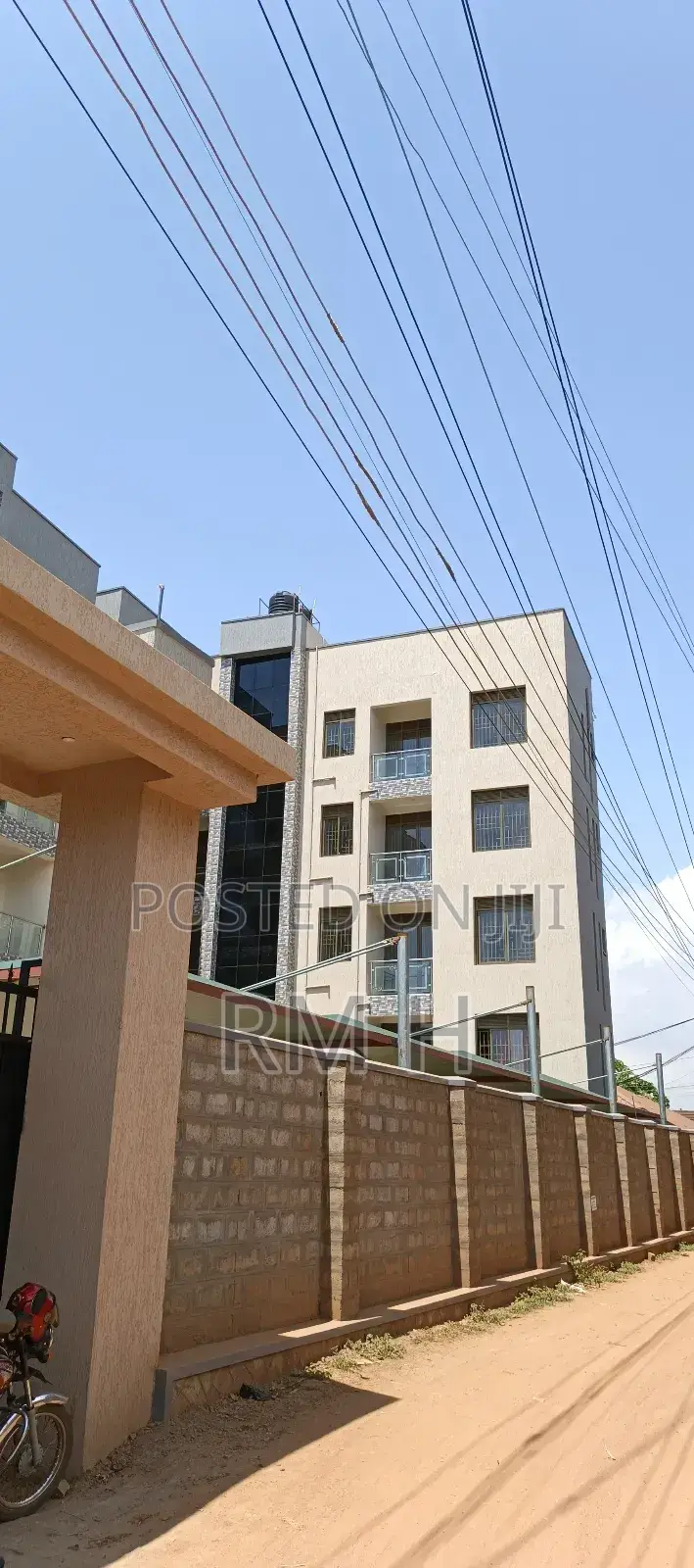 Furnished 3bdrm Apartment in Etc, Central Division for rent