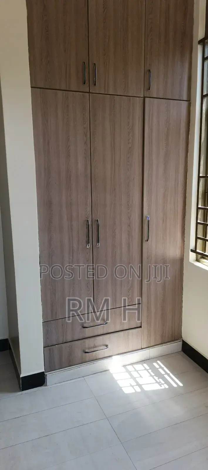 Furnished 3bdrm Apartment in Etc, Central Division for rent