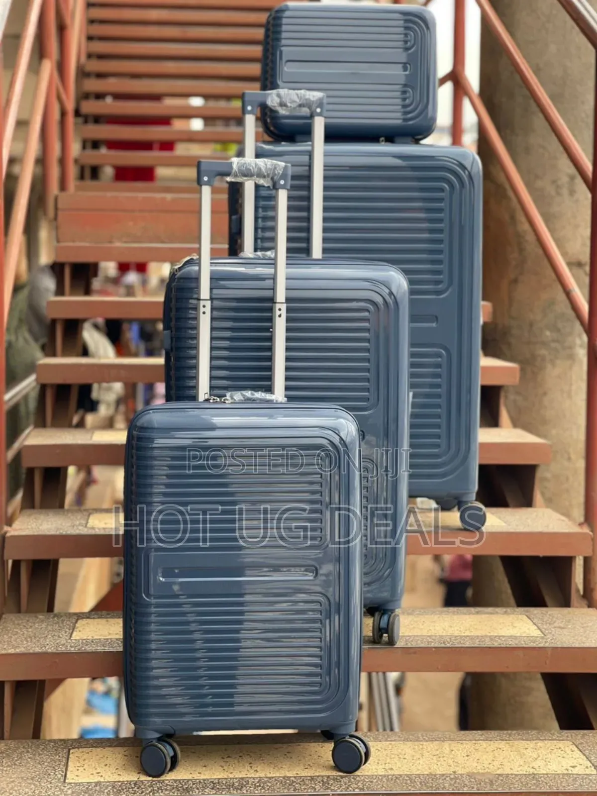 4pcs Of Waterproof Rubber Plastic Travel Suitcases