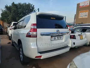 Toyota Land Cruiser Prado 2018 White
