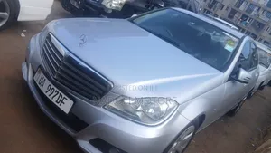 Mercedes-Benz C200 2011 Silver