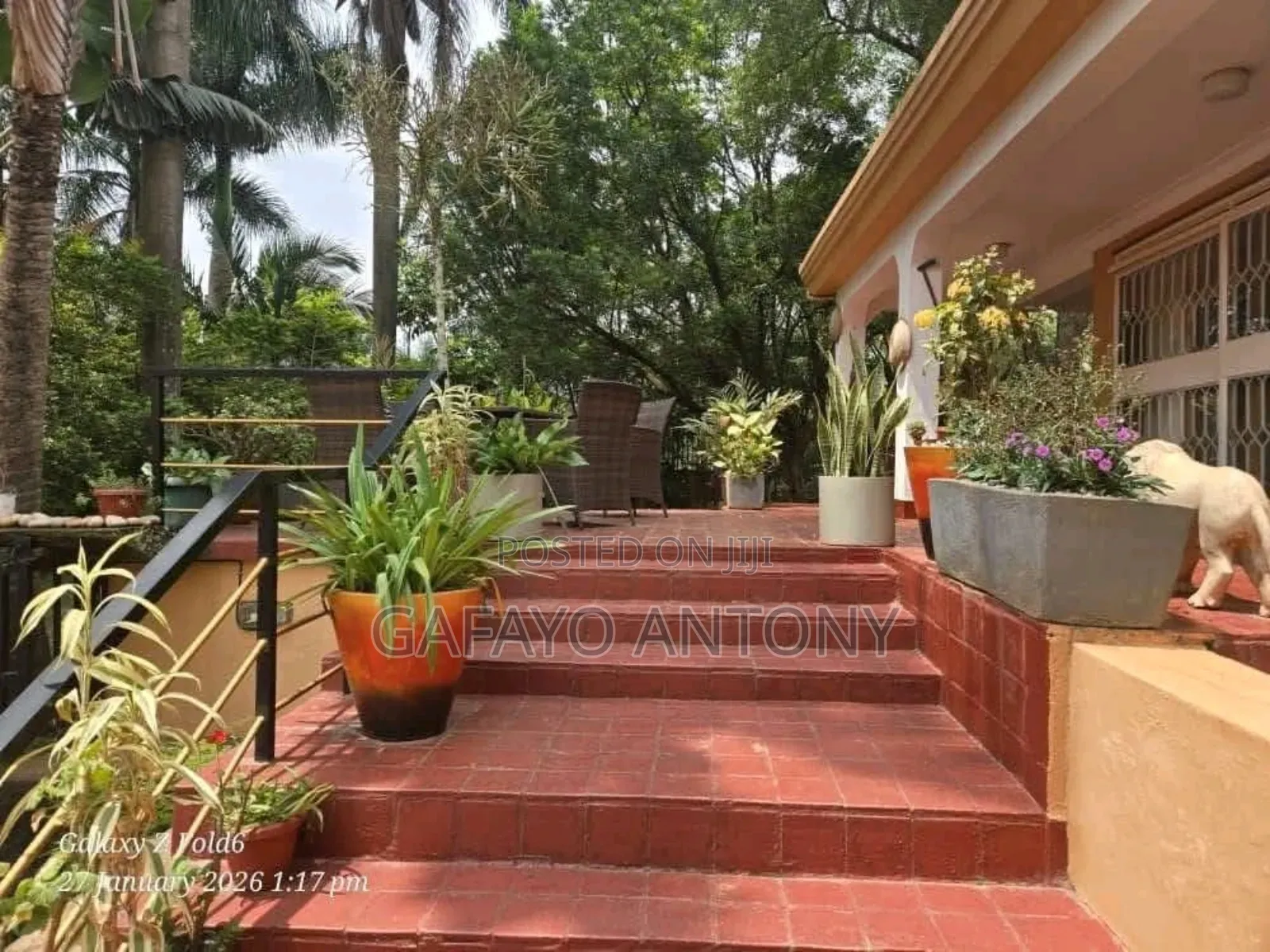 6bdrm Bungalow in Makindye for sale