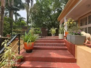 6bdrm Bungalow in Makindye for sale