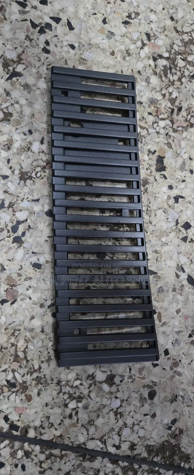 Nissan Hardbody and Sahara Cowl Top Vent Grill