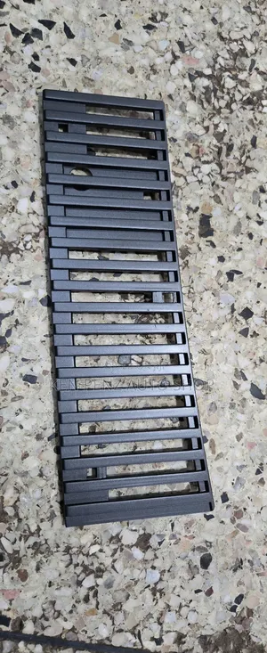 Nissan Hardbody and Sahara Cowl Top Vent Grill