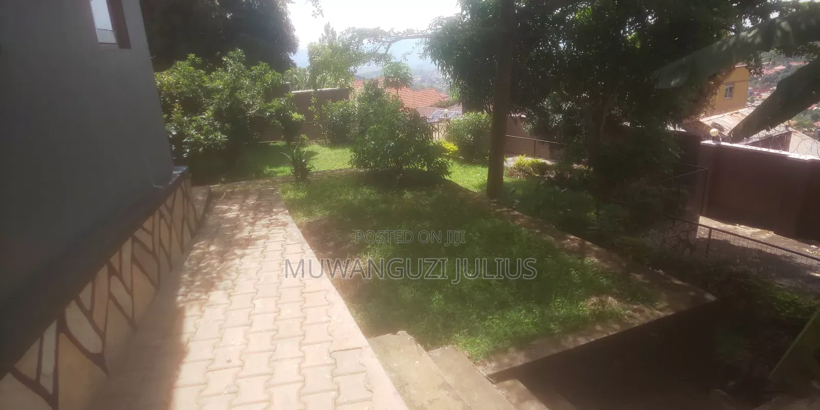 6bdrm Bungalow in Central Division for sale