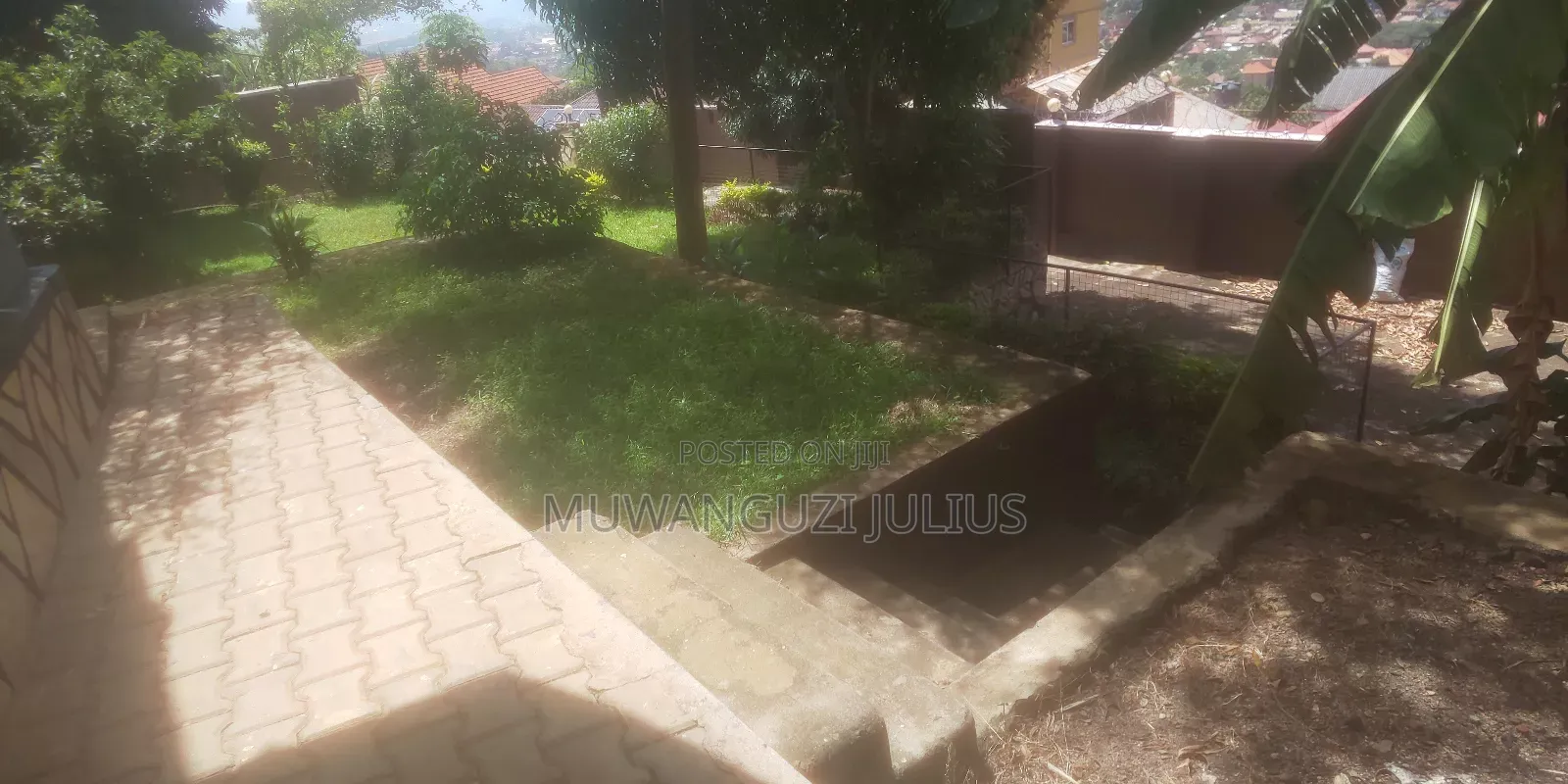 6bdrm Bungalow in Central Division for sale