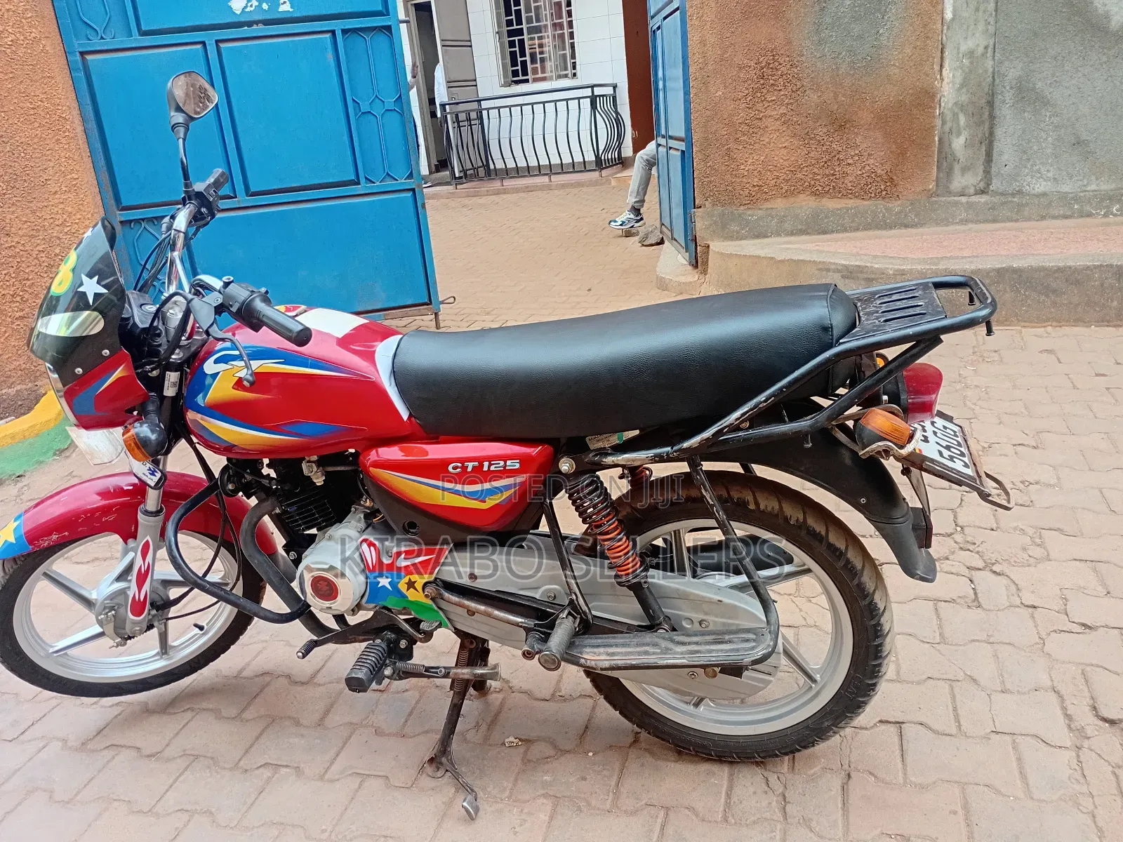 Bajaj CT 125X 2025 Red