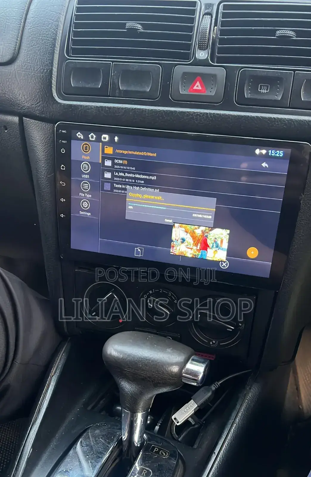 Universal Android Car Stereo Head Unit.