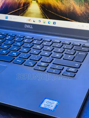 Laptop Dell Latitude 7390 8GB Intel Core i5 SSD 256GB