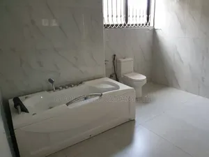 5bdrm Mansion in Kira, Central Division for sale
