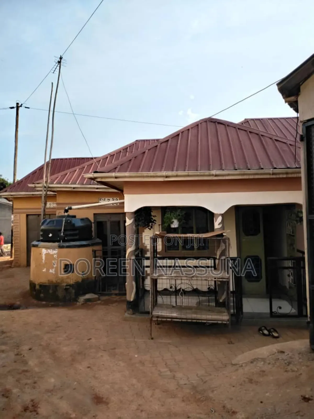 Furnished 6bdrm House in Busabala, Wakiso / Wakiso for sale
