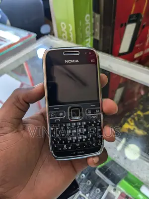 Nokia E72 Silver