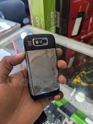Nokia E72 Silver
