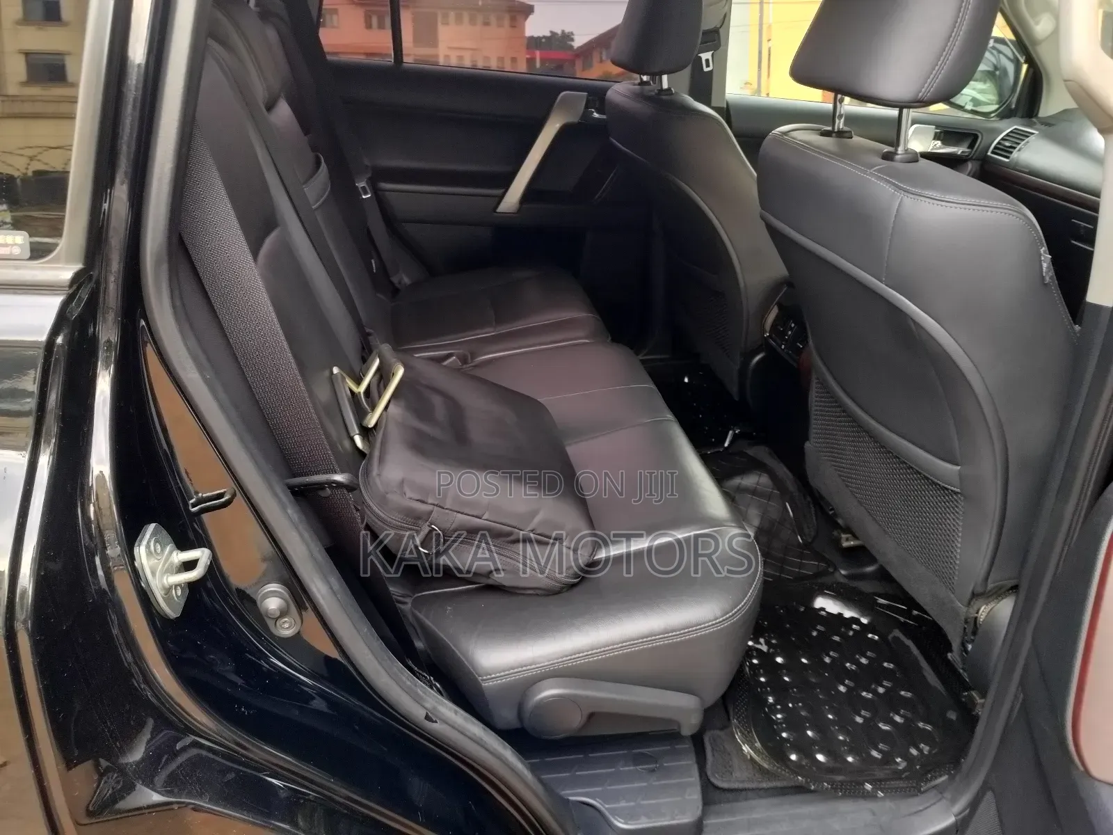 Toyota Land Cruiser Prado 2016 Black