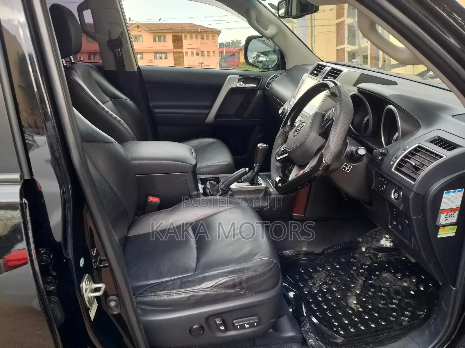 Toyota Land Cruiser Prado 2016 Black