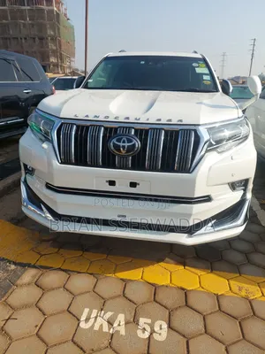 Toyota Land Cruiser Prado 2022 White