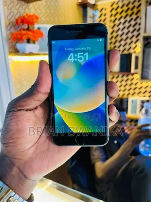 Apple iPhone 8 64 GB Black