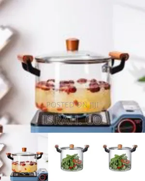 Elegant Glass Cooking Pot With Wooden Accents