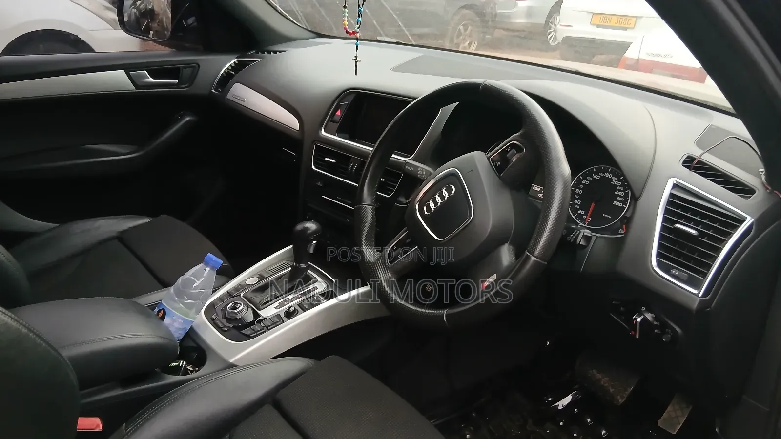 Audi Q5 2010 Black