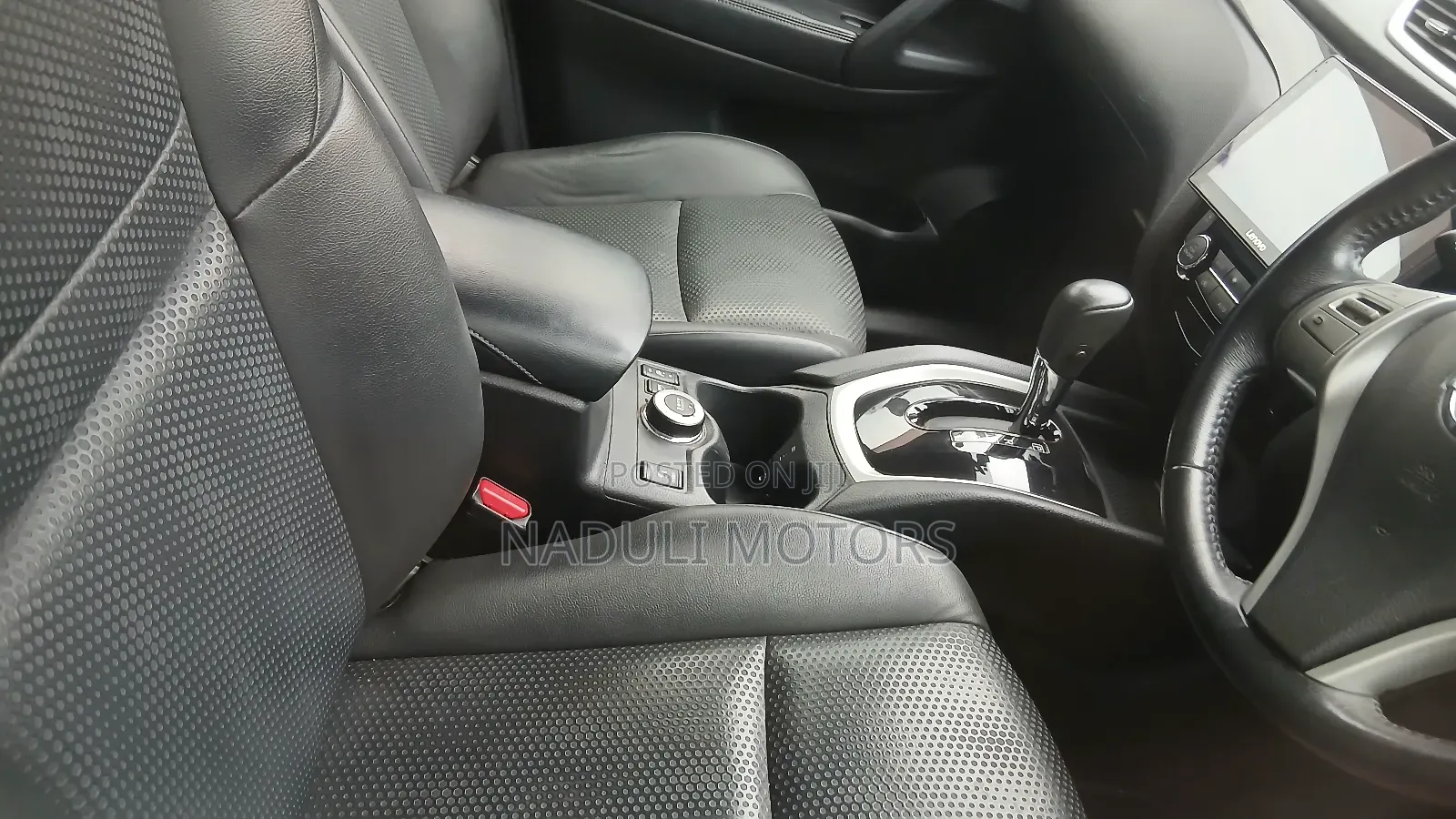 Nissan X-Trail 2012 Black